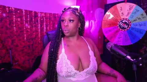 Queen Cherise Roze online show from May 23, 4:49 pm