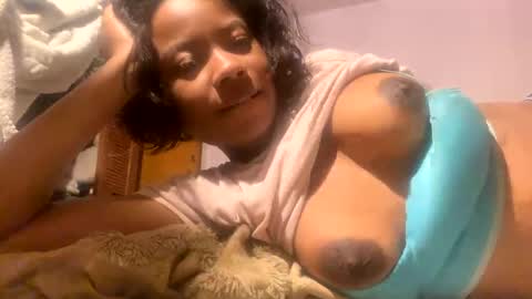 Kourtney online show from October 18, 11:39 pm