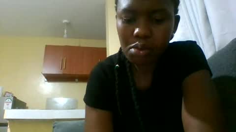 queenleona61 online show from July 5, 11:16 am