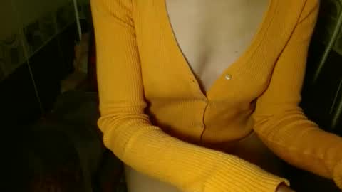 queenoftenderness online show from February 23, 8:19 pm