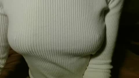 queenoftenderness online show from April 18, 8:20 pm