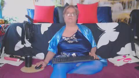 QueenPammy online show from March 24, 11:59 am