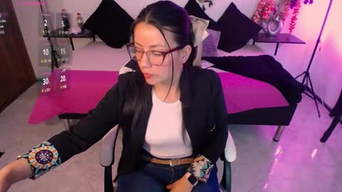 queenrose94 online show from February 19, 1:54 pm