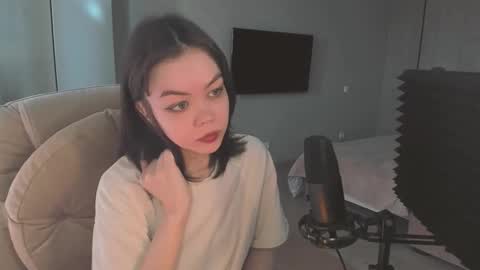 quietluxury online show from March 25, 12:19 pm