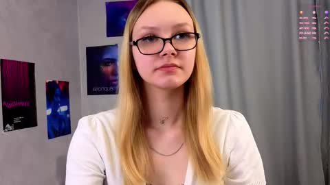 Alice online show from March 8, 11:03 am