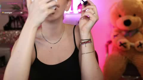 Nova Hollis online show from March 30, 4:23 am