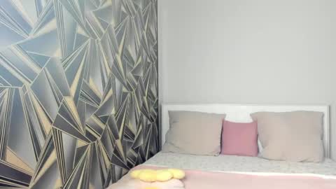 Leya online show from April 26, 1:42 pm
