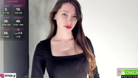 r00xvel online show from March 8, 5:19 pm