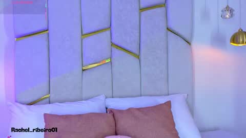 Rachel Ribeiro online show from March 13, 1:23 pm