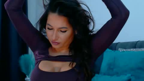 rachelbells0000 online show from February 3, 11:15 am