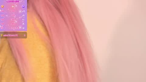 REY online show from April 2, 4:48 pm