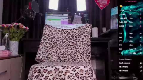 Laura online show from March 21, 4:39 am