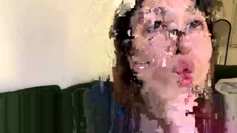 Ray Ray online show from April 28, 3:54 am