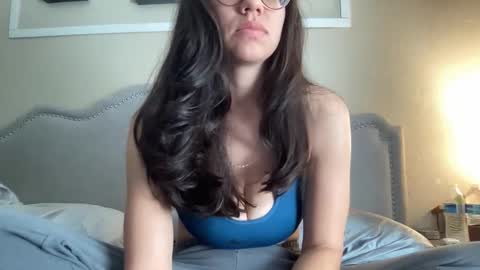 RamonaJ online show from February 11, 6:31 pm