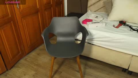 Raquel online show from October 8, 11:58 am