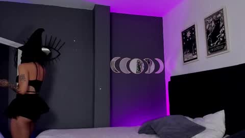 Raven Witch online show from March 9, 9:14 pm