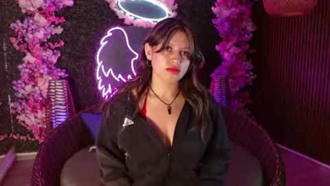 rea_black online show from July 3, 4:51 am
