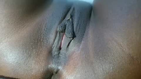 realwetpussy3 online show from January 12, 10:15 pm