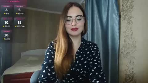 Rebecca online show from December 22, 4:54 pm