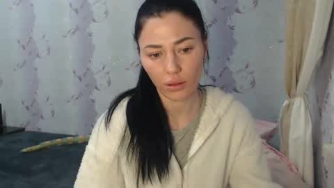 Rebeka 08 online show from December 13, 7:53 pm