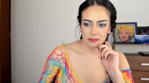 red_flower203 online show from September 23, 9:02 pm