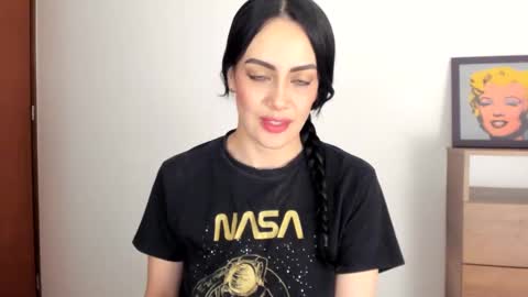 red_flower203 online show from October 9, 12:15 am