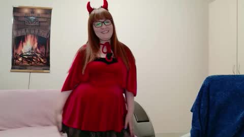 Lisa online show from February 6, 8:18 am