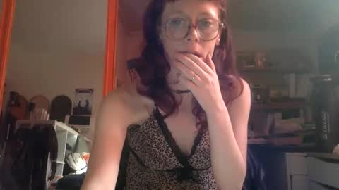 redcassie666 online show from March 25, 2:20 pm