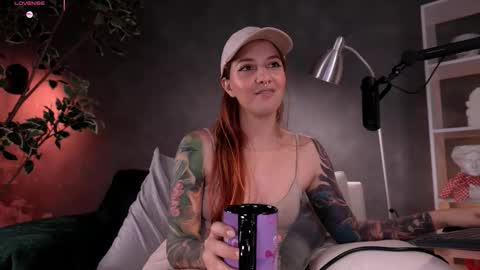 Red Jasmine online show from March 1, 1:16 am