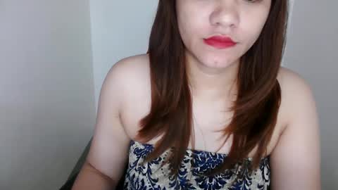 reign2525 online show from February 18, 11:19 pm