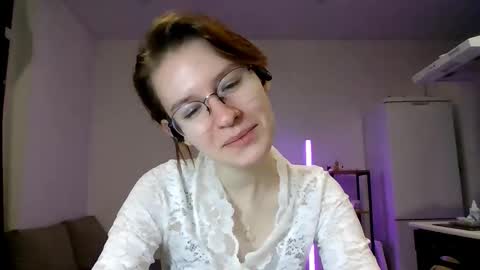 Claire online show from March 26, 6:20 pm