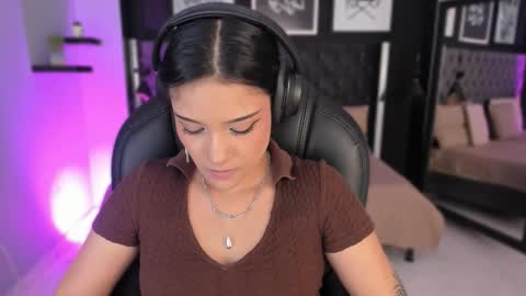 Renee Shelby online show from March 14, 9:27 pm