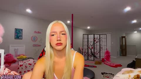 ria  online show from October 30, 2:58 am