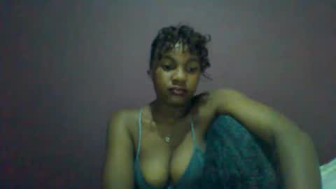 ricie001 online show from June 3, 12:39 pm