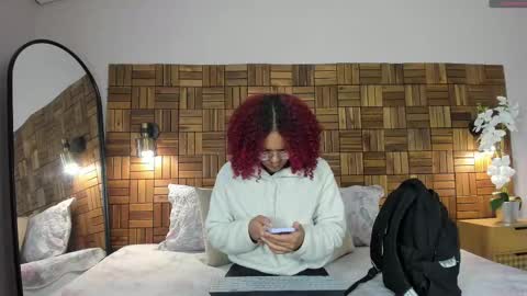 Sara online show from September 18, 10:03 am