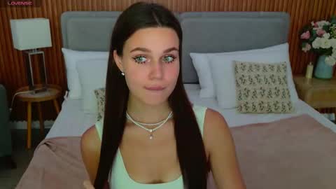 Rihanna online show from September 9, 6:08 pm