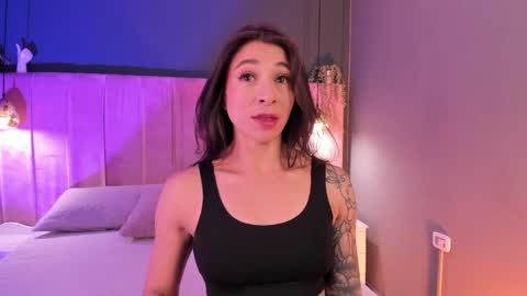 Riley online show from April 9, 9:42 pm