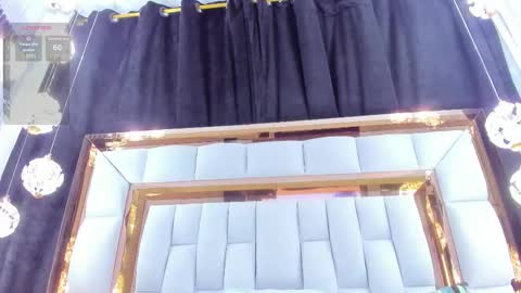 Riley online show from December 16, 11:49 am