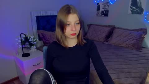 rinacake online show from October 12, 6:43 pm