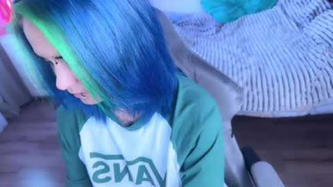   DianaBrite            fansl y online show from September 27, 1:29 pm