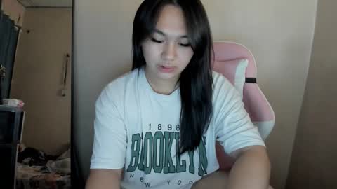 RIRI online show from April 13, 6:14 am