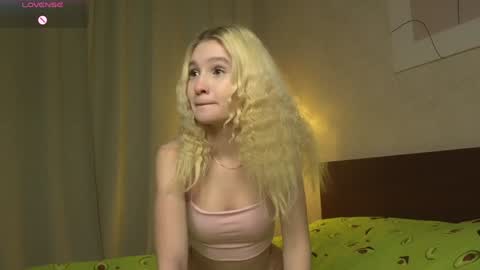 Flora online show from January 30, 11:24 pm