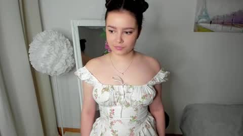 Lilly online show from March 3, 7:42 pm