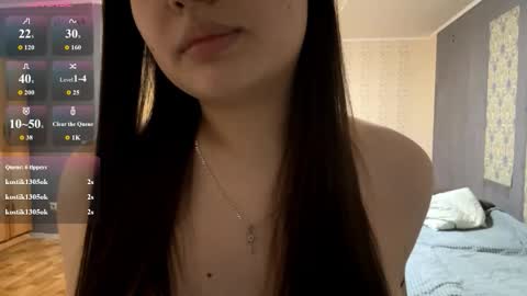 Aya online show from February 7, 4:22 pm