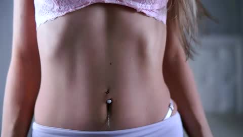 Roberta online show from April 15, 12:28 pm