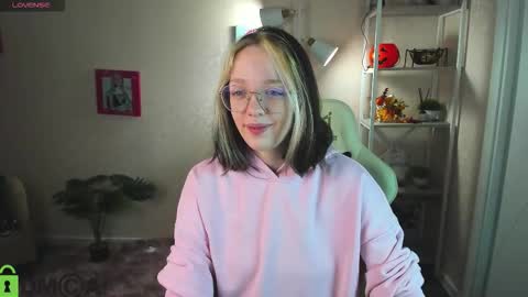 Rockett online show from November 14, 1:16 am