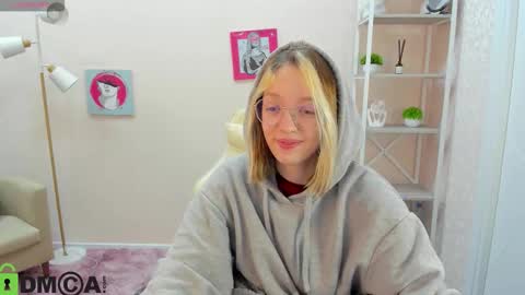 Rockett online show from October 14, 1:19 am