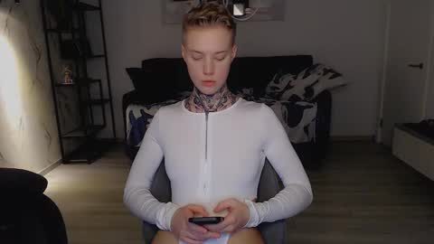 Roni online show from December 27, 11:21 pm