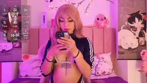 roose eva online show from May 18, 2:56 pm