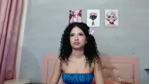 rosa_woolf online show from September 23, 12:14 pm